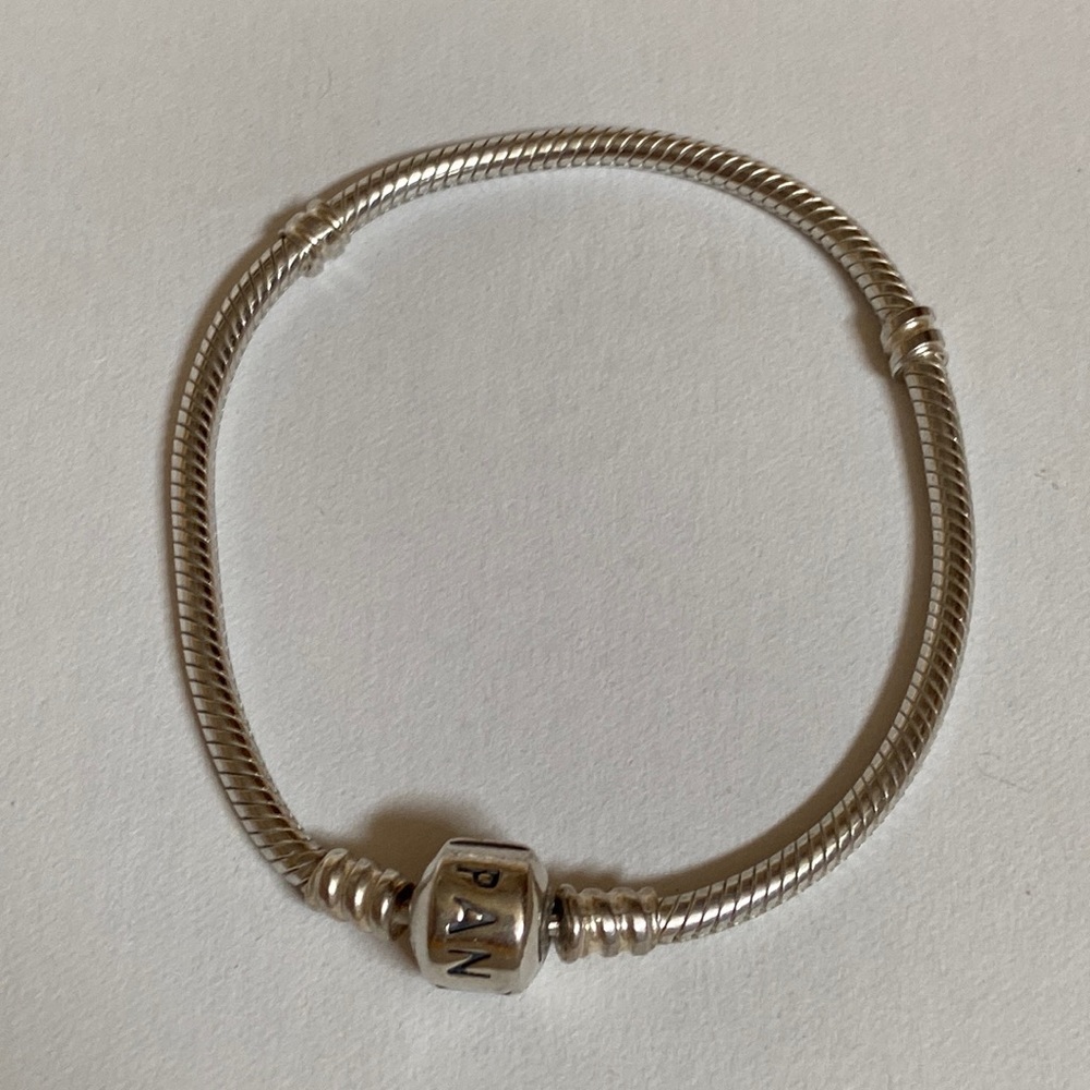 pandora 925 sterling silver bracelet